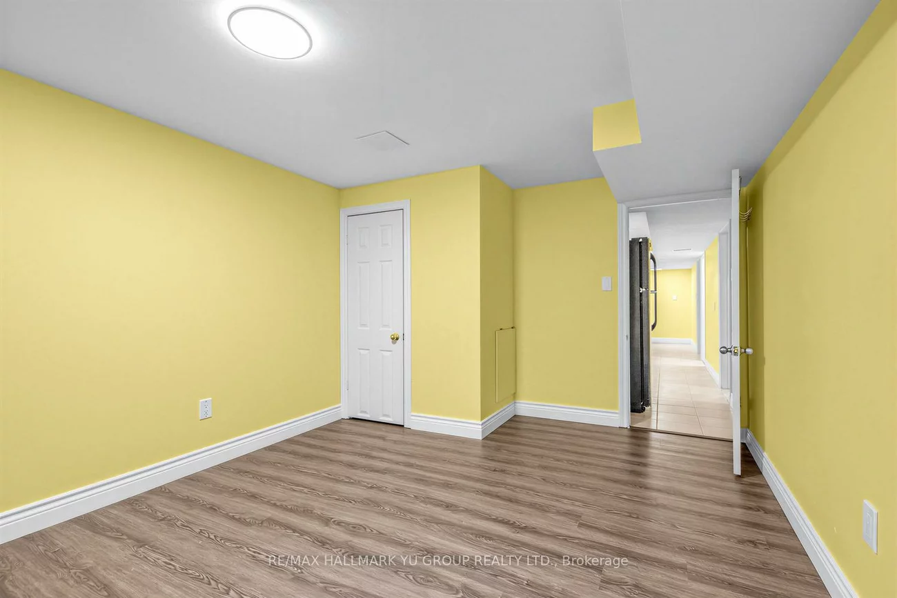 9, Clydesdale, Pleasant View, Toronto