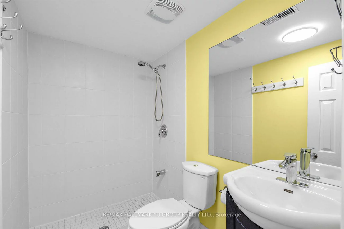 9, Clydesdale, Pleasant View, Toronto