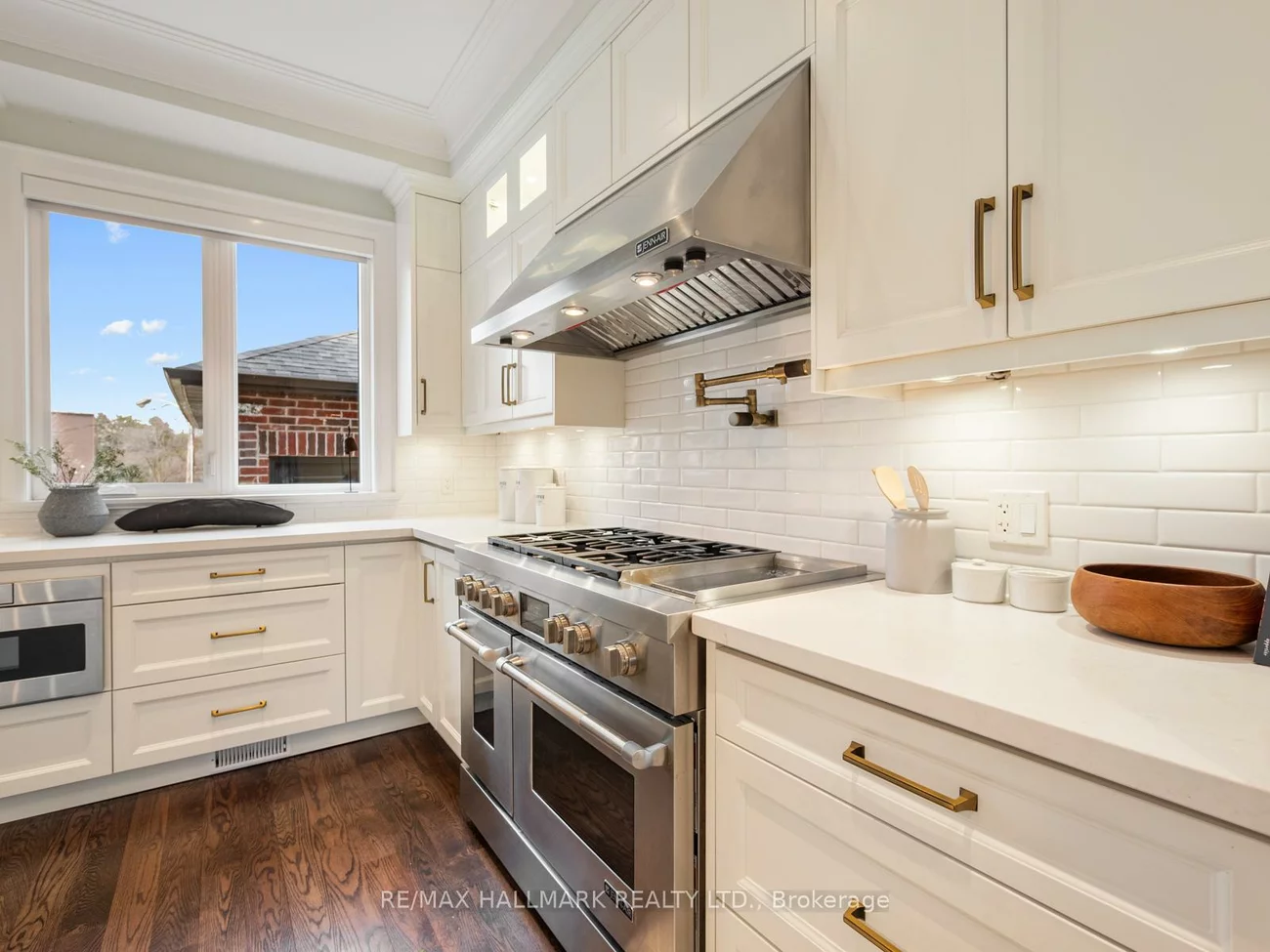 48, Paperbirch, Banbury-Don Mills, Toronto