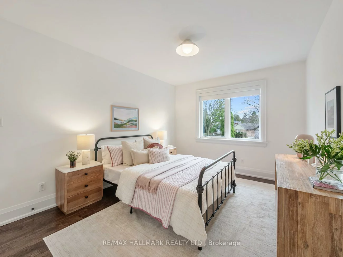 48, Paperbirch, Banbury-Don Mills, Toronto