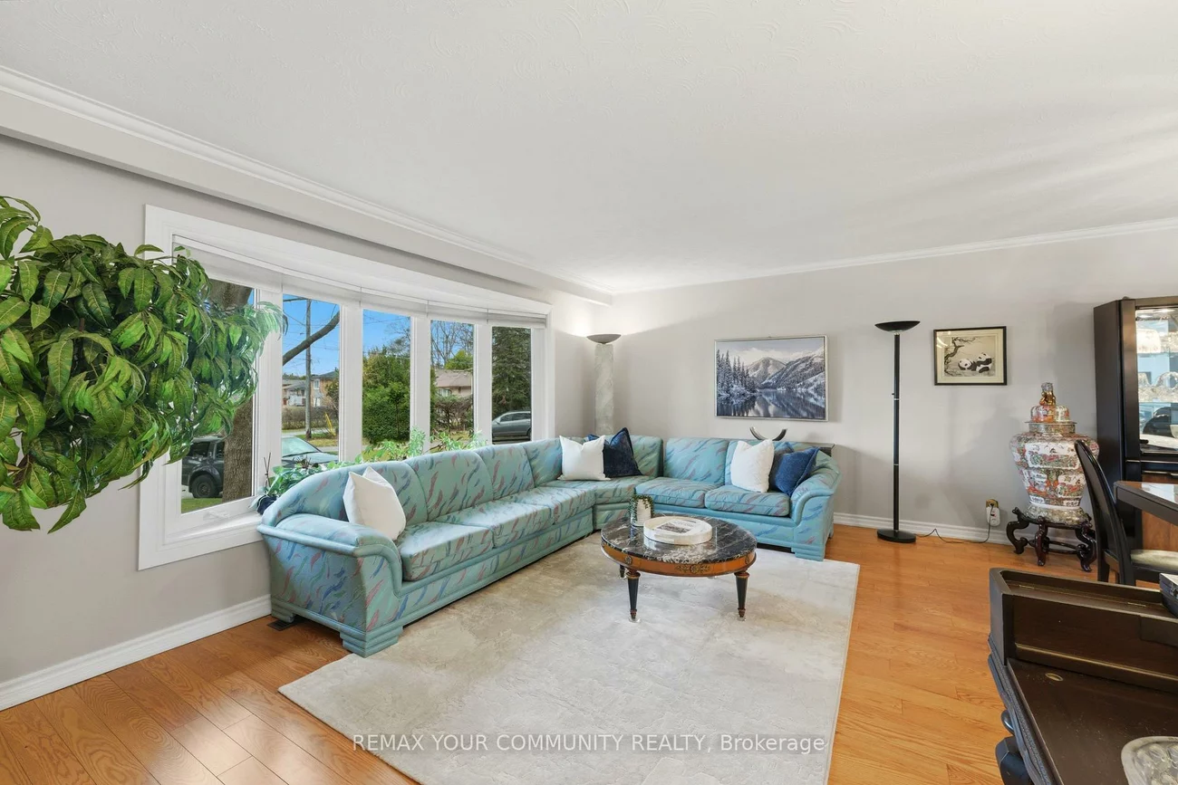 22, Marathon, Newtonbrook West, Toronto