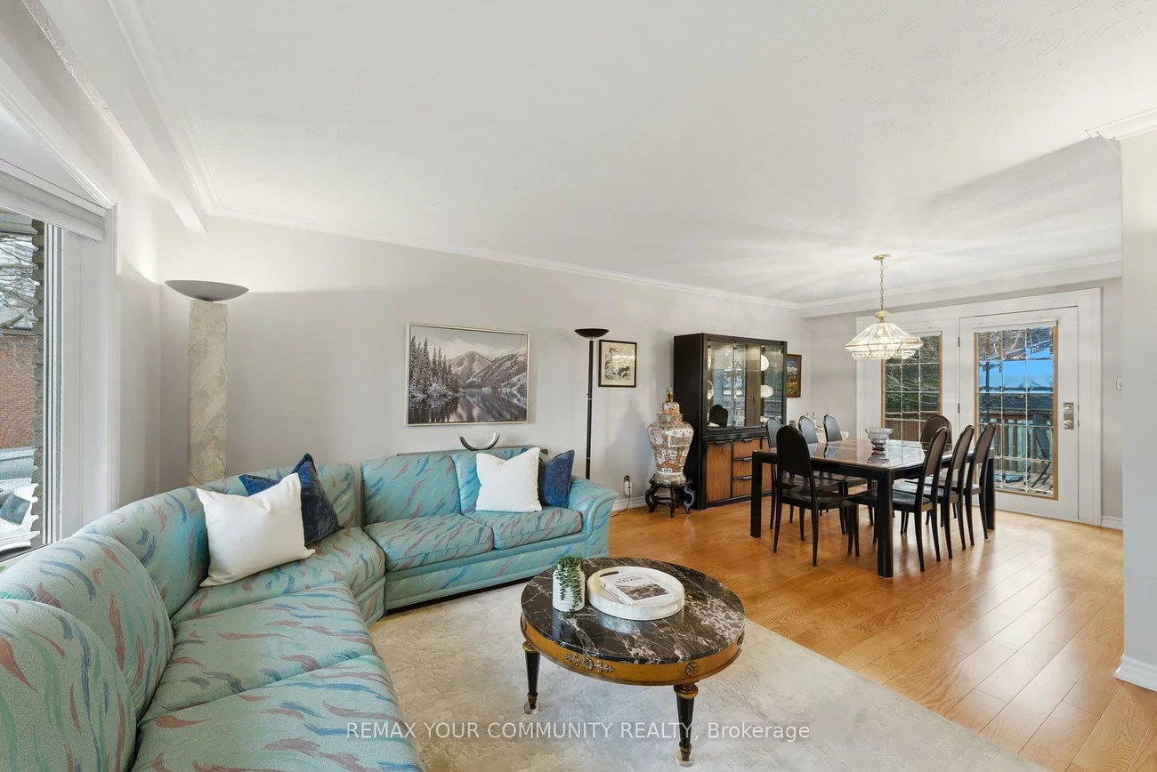 22, Marathon, Newtonbrook West, Toronto