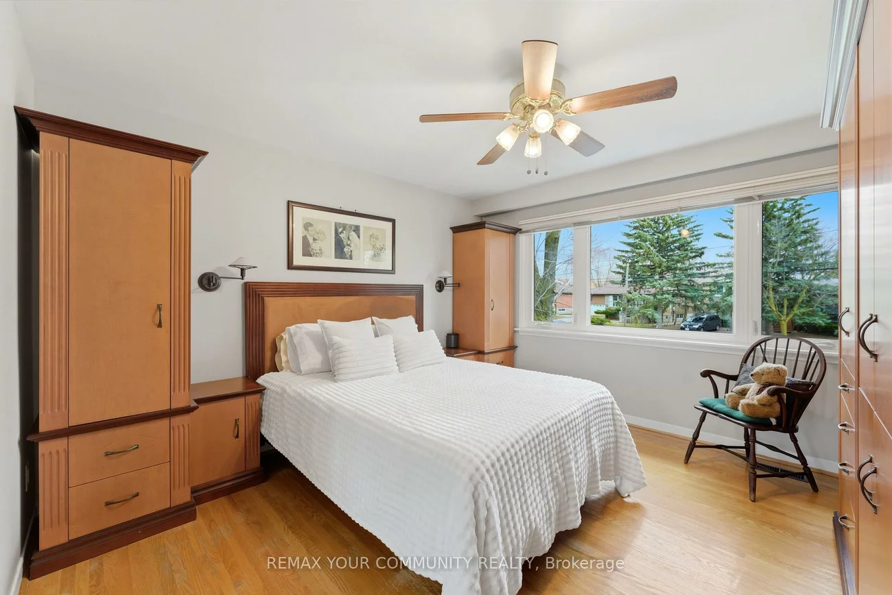 22, Marathon, Newtonbrook West, Toronto