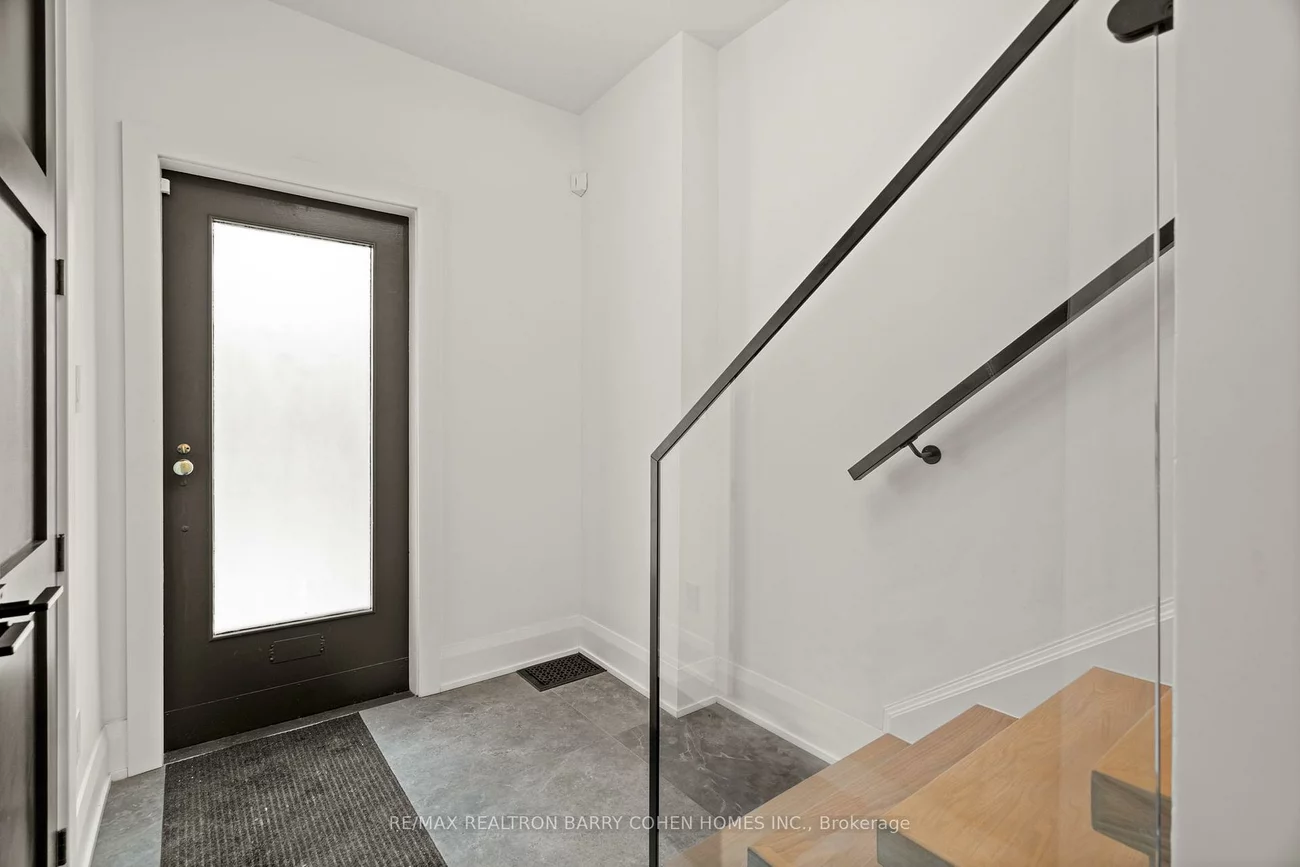 231, Macpherson, Casa Loma, Toronto