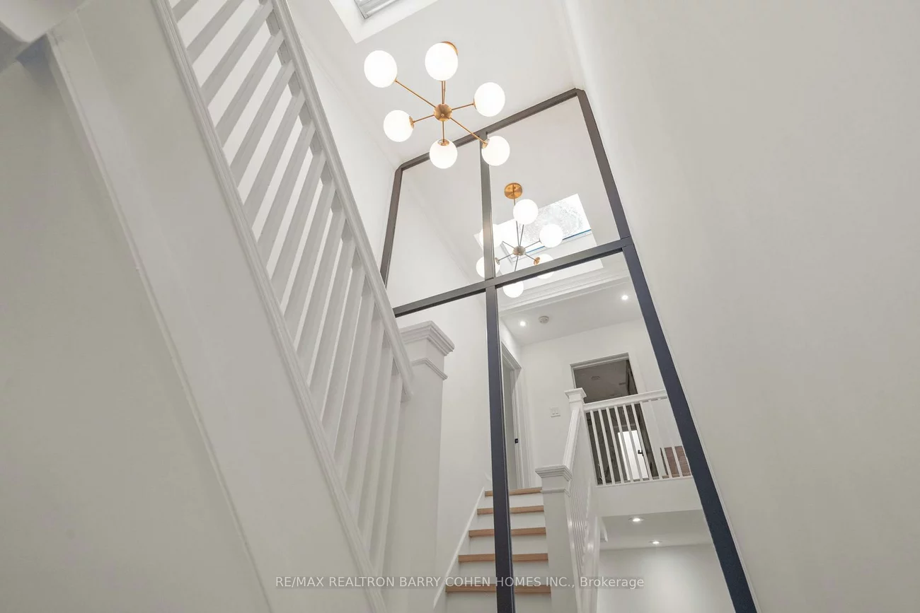 231, Macpherson, Casa Loma, Toronto