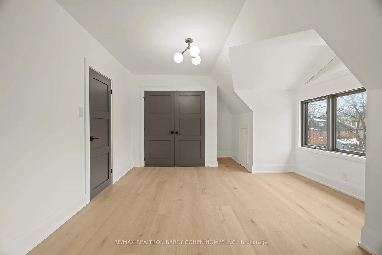 231, Macpherson, Casa Loma, Toronto