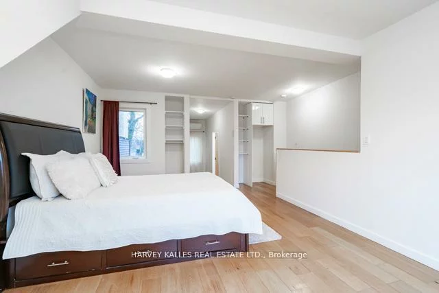 178, Manning, Trinity-Bellwoods, Toronto