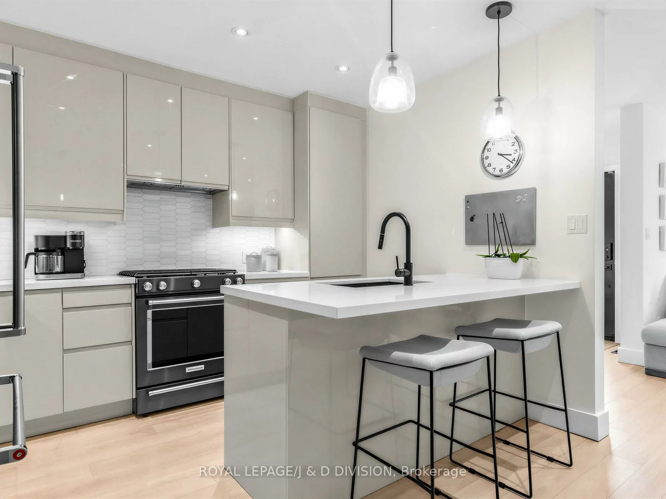 23, Latimer, Lawrence Park South, Toronto