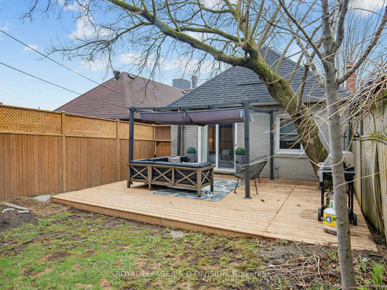 23, Latimer, Lawrence Park South, Toronto