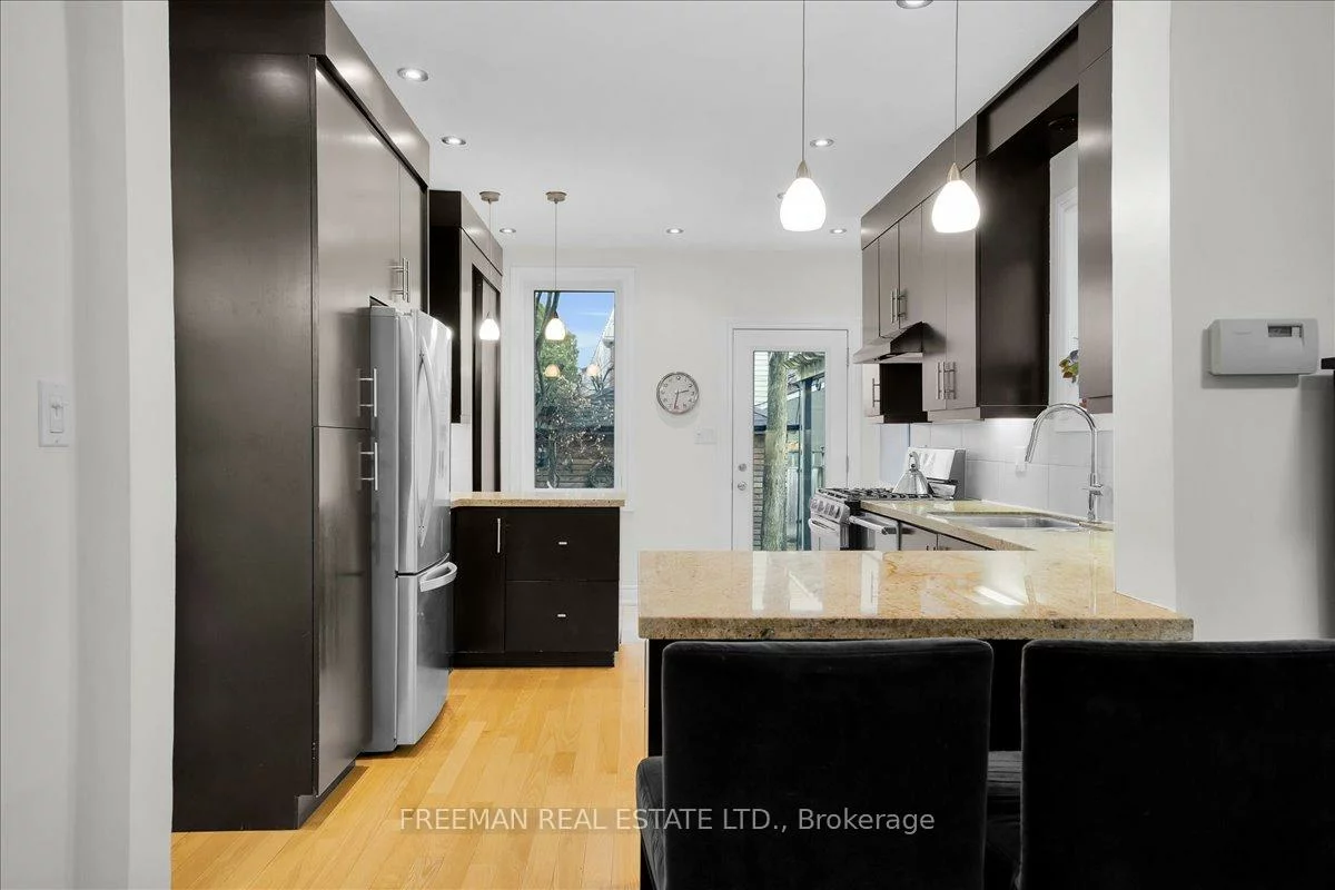 119, Barton, Annex, Toronto