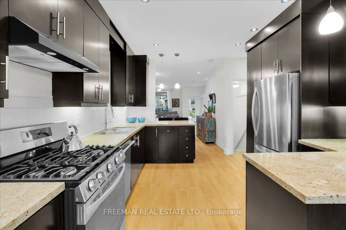 119, Barton, Annex, Toronto