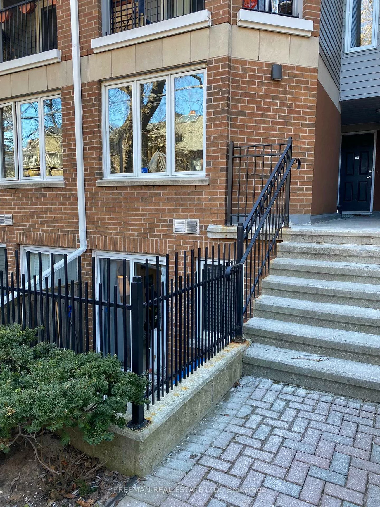 119, Barton, Annex, Toronto