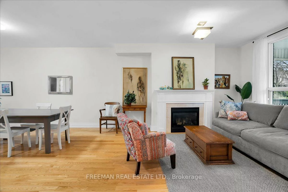 119, Barton, Annex, Toronto