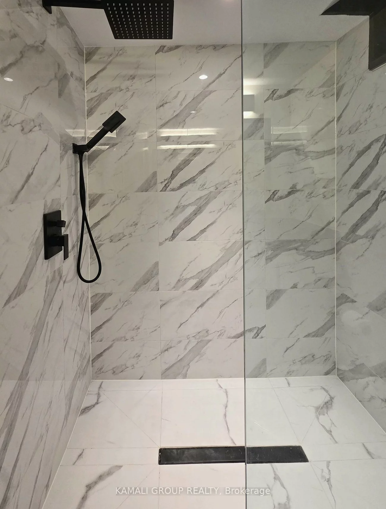 169, Charlton, Newtonbrook West, Toronto