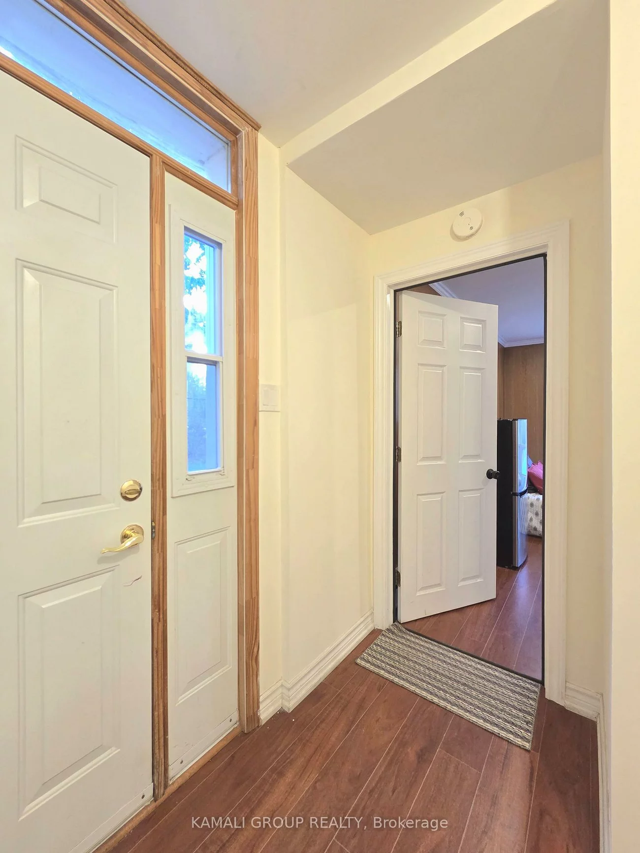 66, Hawksbury, Bayview Village, Toronto