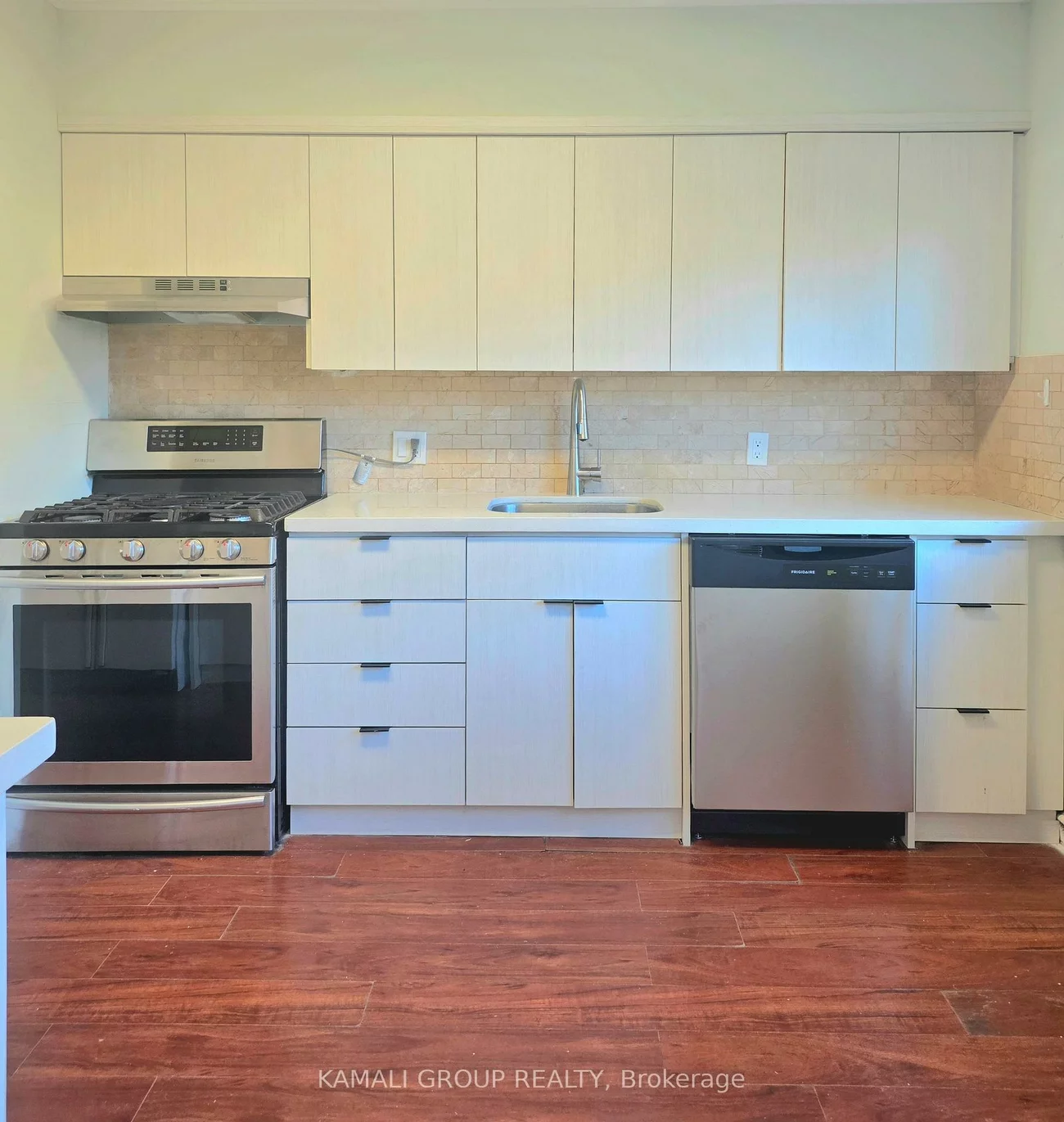 66, Hawksbury, Bayview Village, Toronto