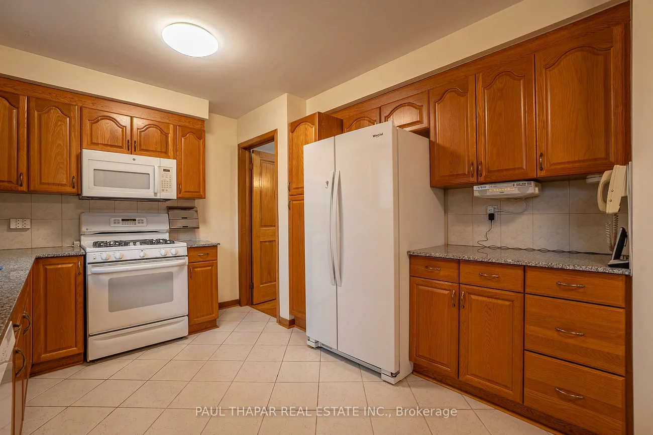 10, Castlebury, Bayview Woods-Steeles, Toronto