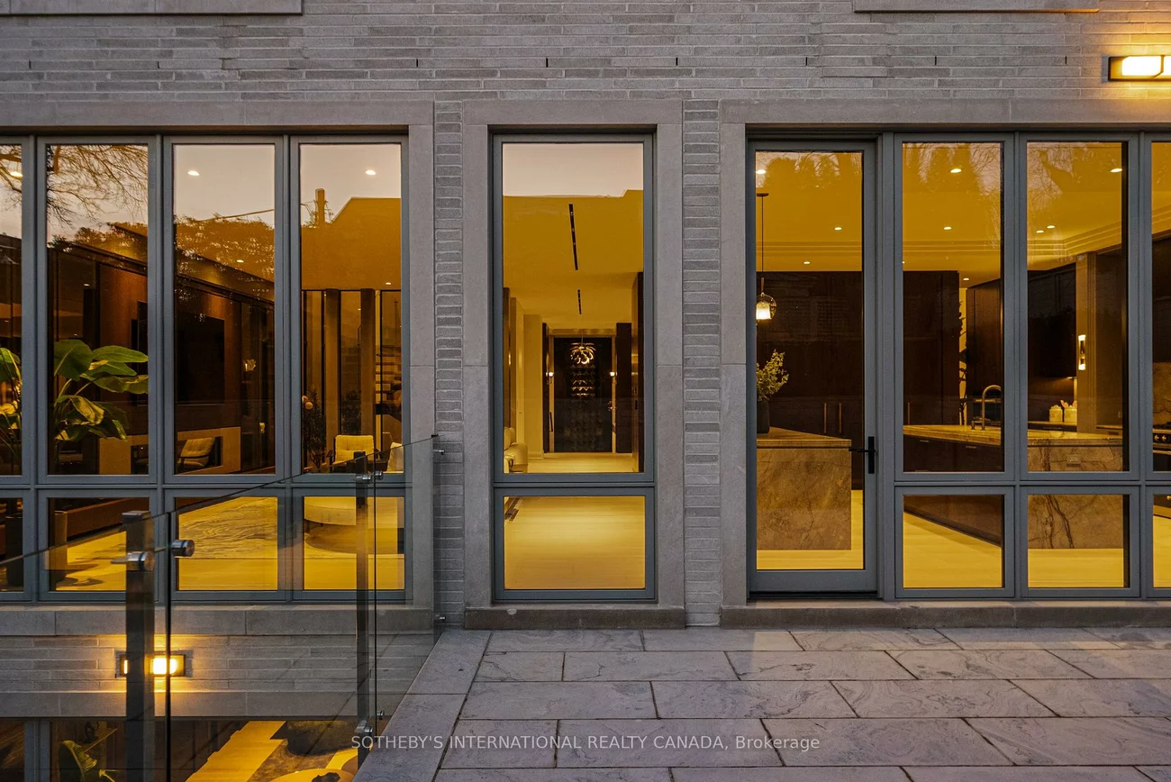 106, Glenayr, Forest Hill South, Toronto