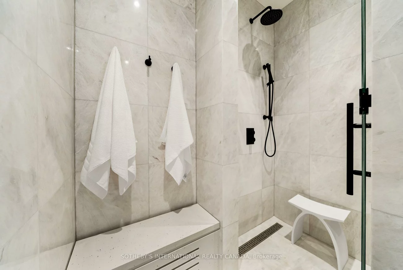 106, Glenayr, Forest Hill South, Toronto