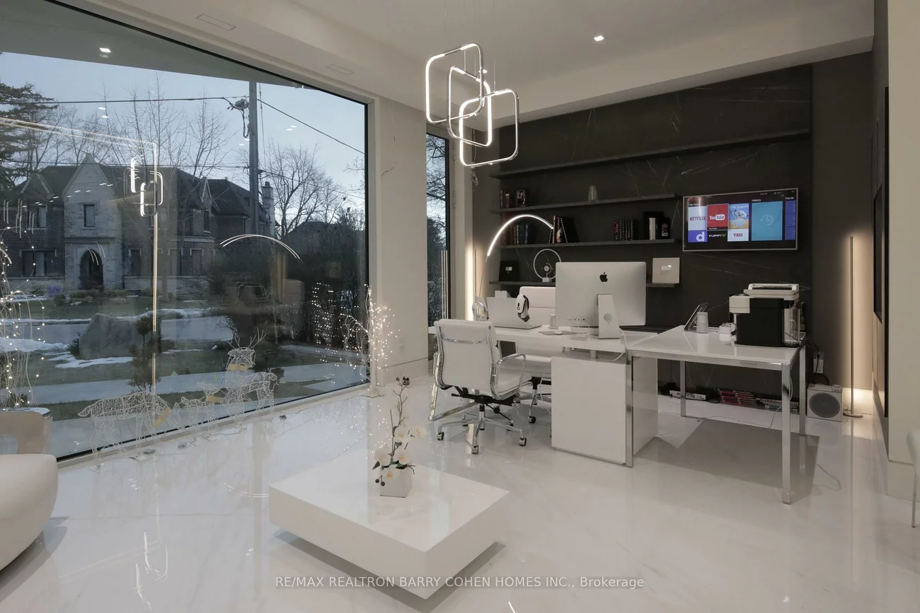 8, Cadmus, Newtonbrook East, Toronto