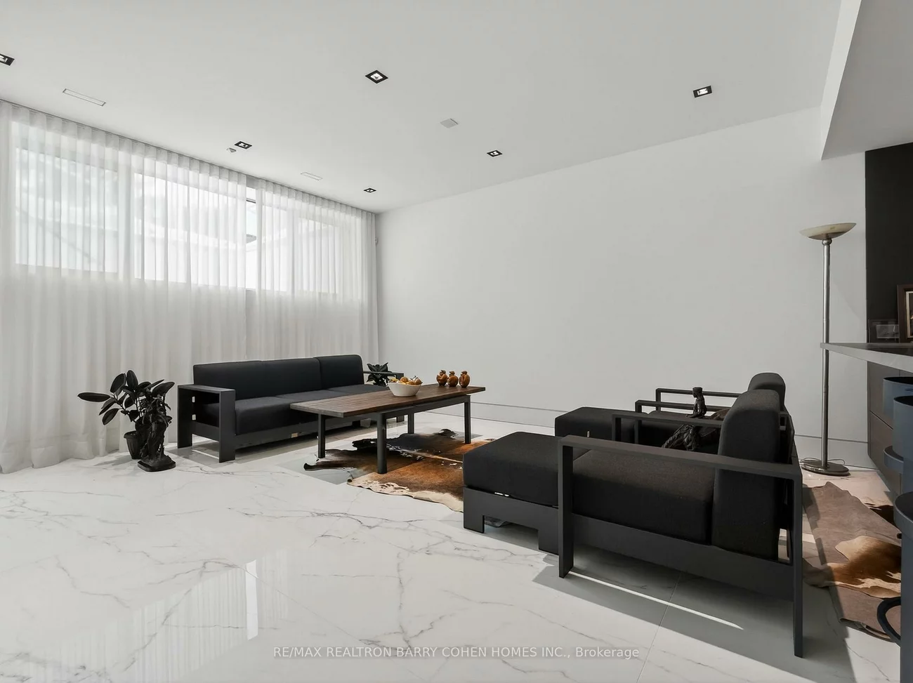 8, Cadmus, Newtonbrook East, Toronto