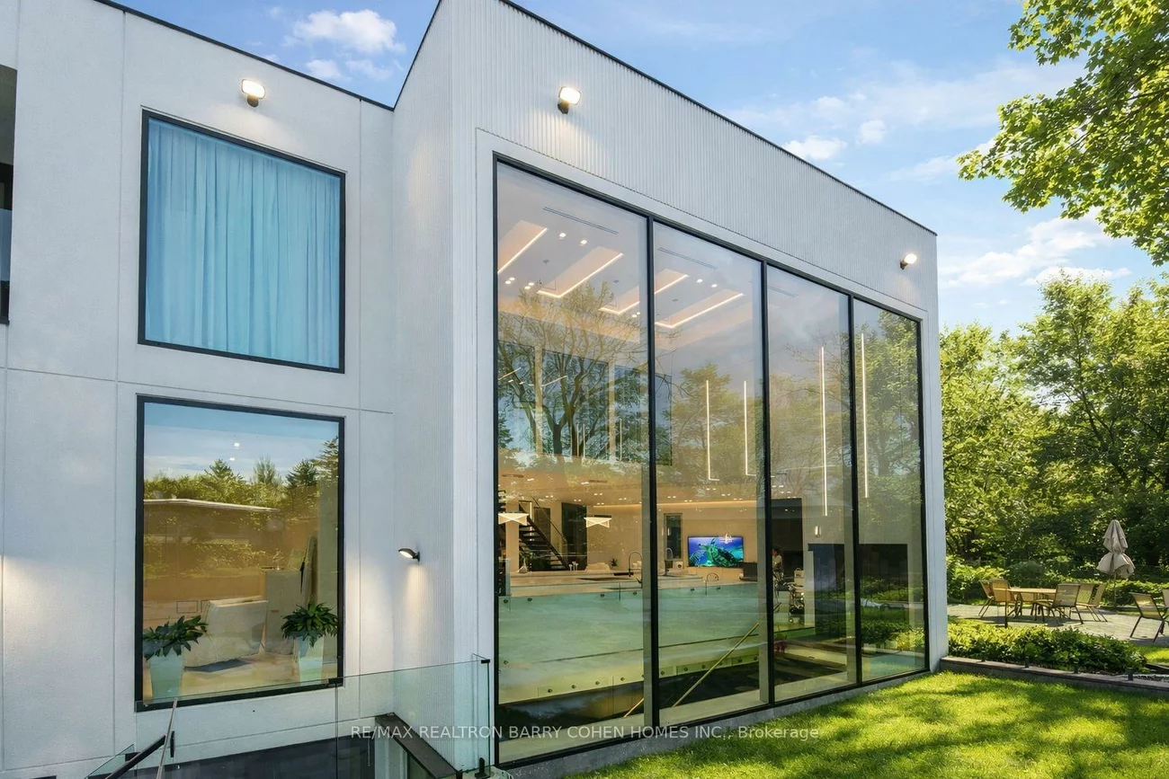8, Cadmus, Newtonbrook East, Toronto