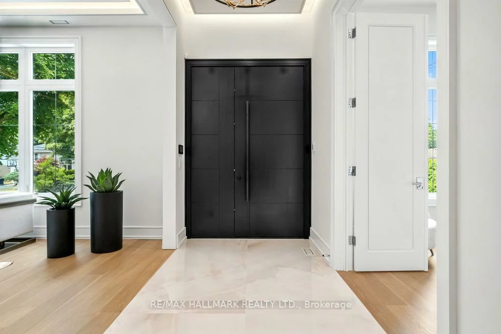 215, Northwood, Newtonbrook East, Toronto