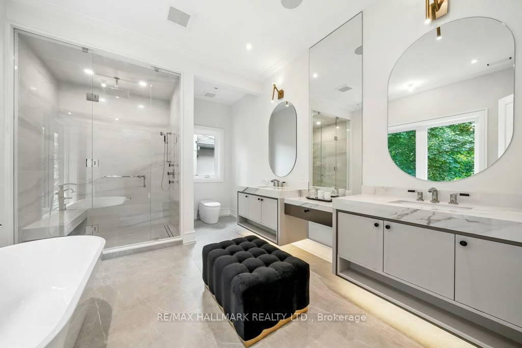 215, Northwood, Newtonbrook East, Toronto