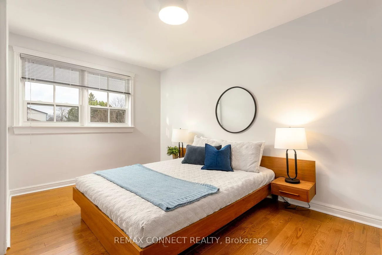 16, Shadberry, Hillcrest Village, Toronto