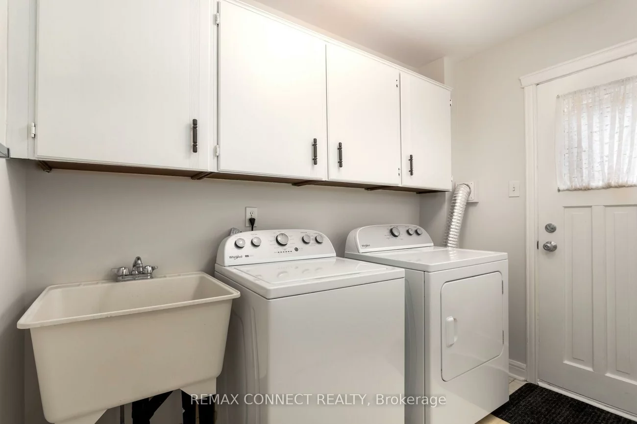 16, Shadberry, Hillcrest Village, Toronto