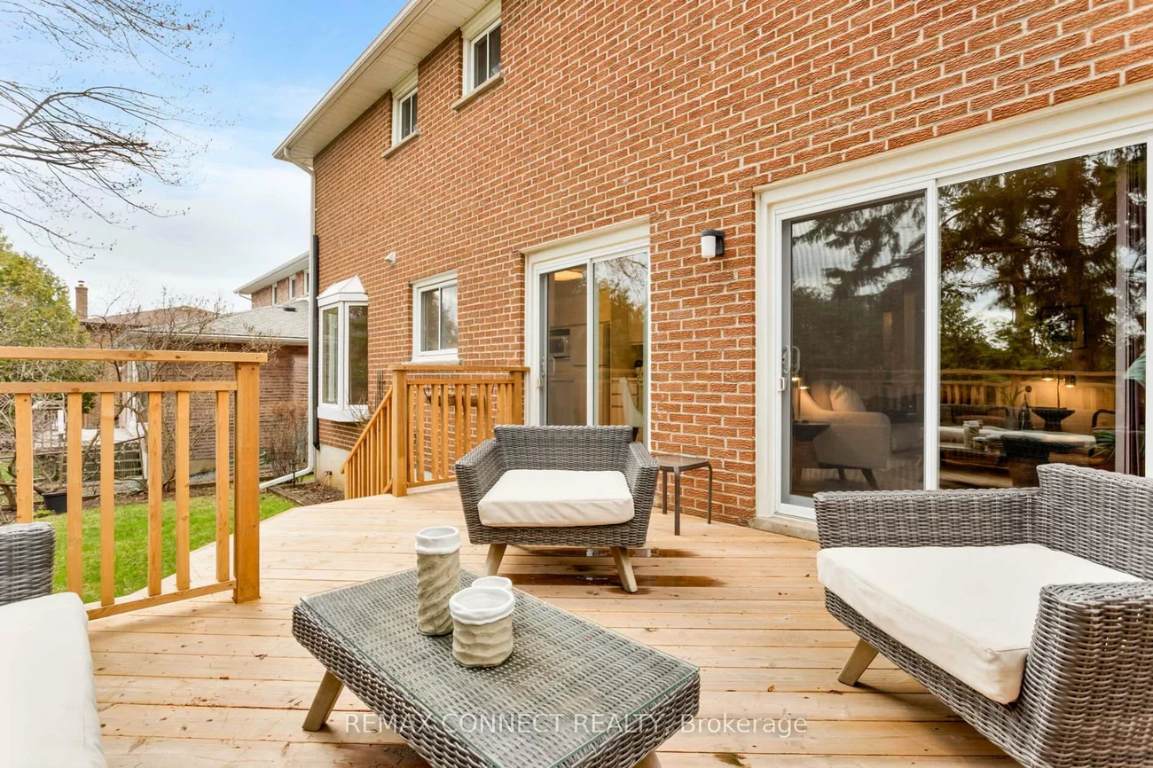 16, Shadberry, Hillcrest Village, Toronto