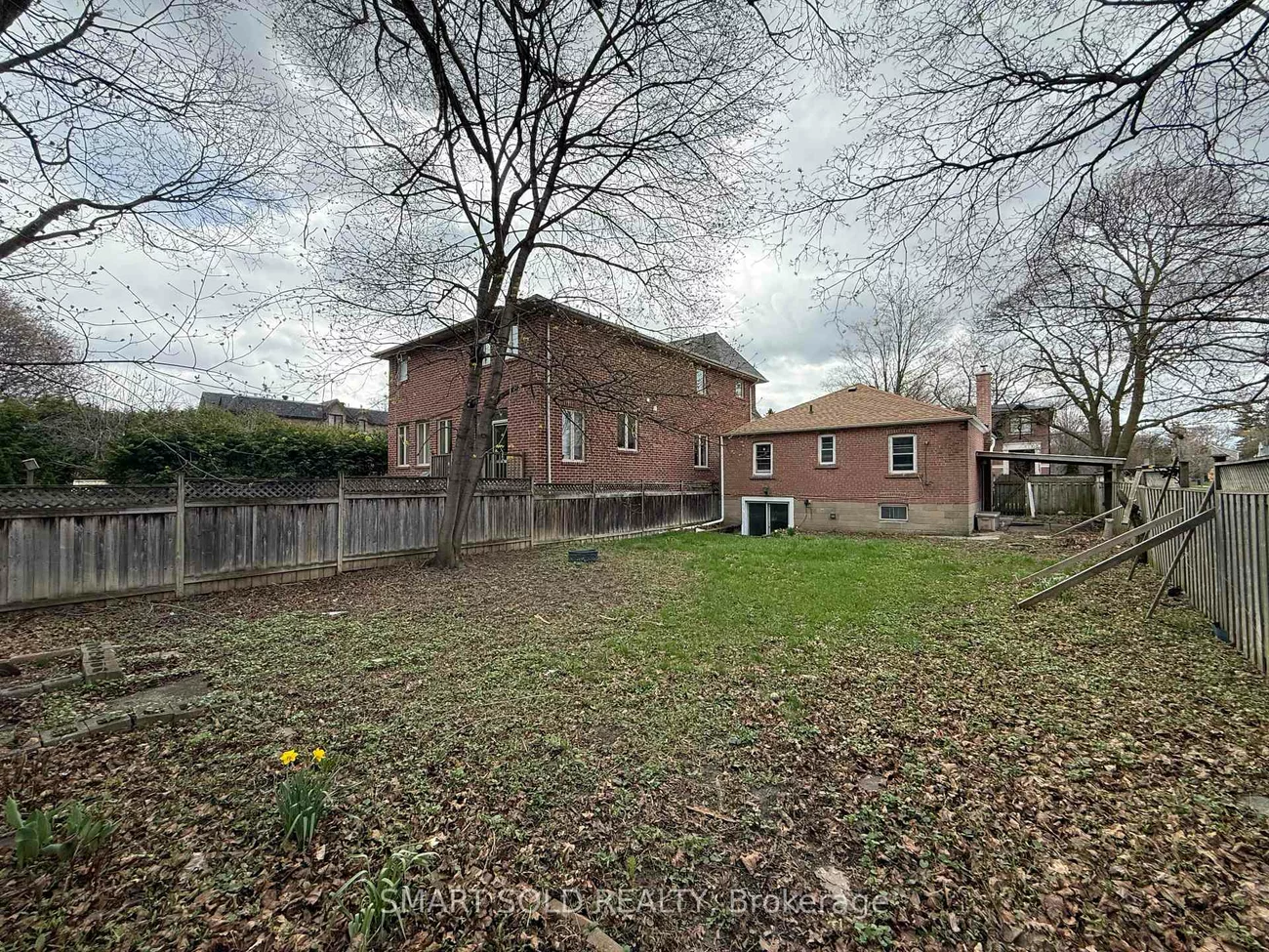 204, Cameron, Lansing-Westgate, Toronto