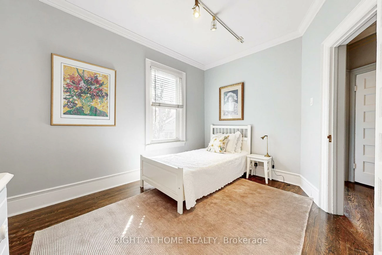 440, Sackville, Cabbagetown-South St. James Town, Toronto