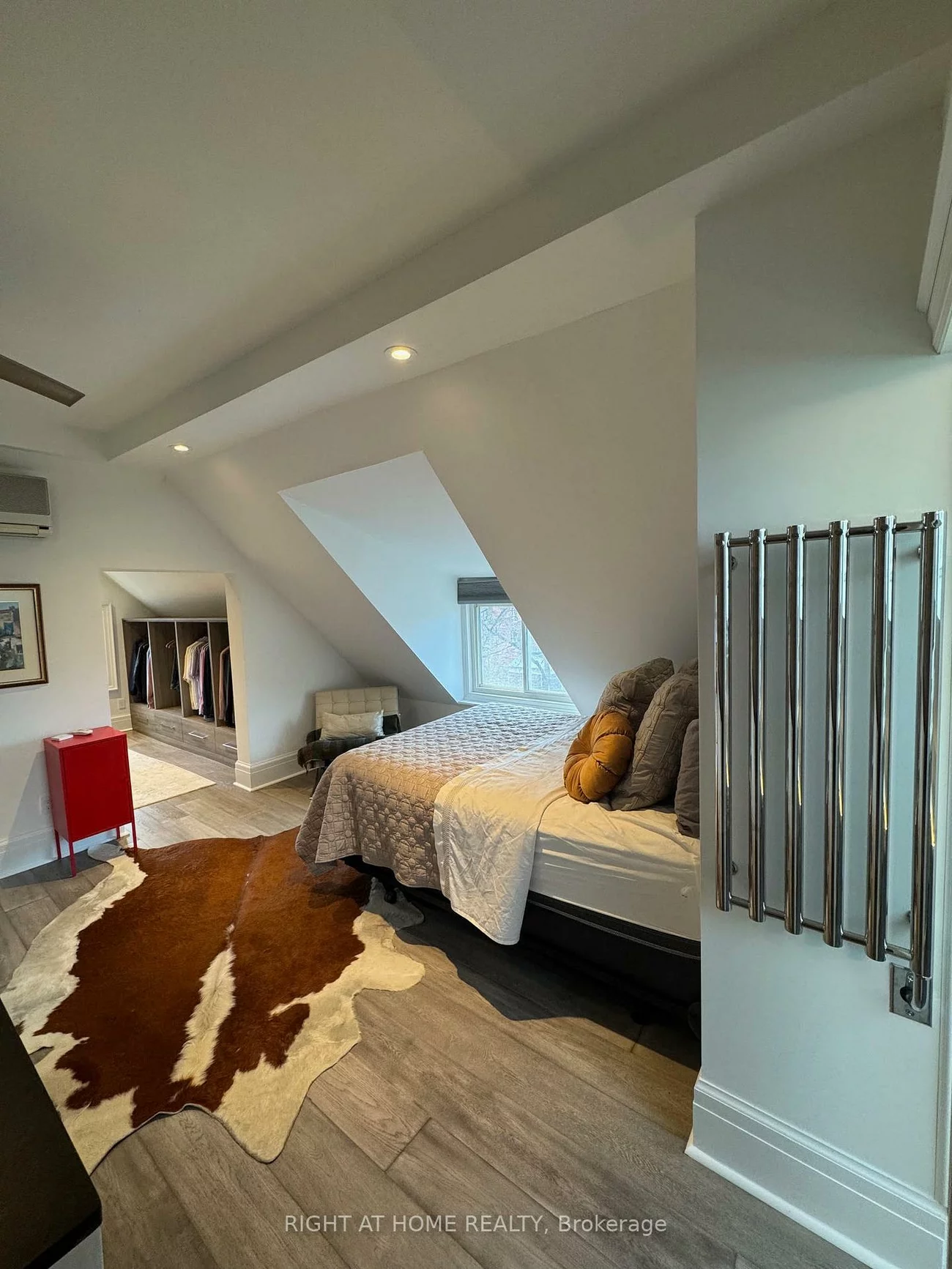 440, Sackville, Cabbagetown-South St. James Town, Toronto