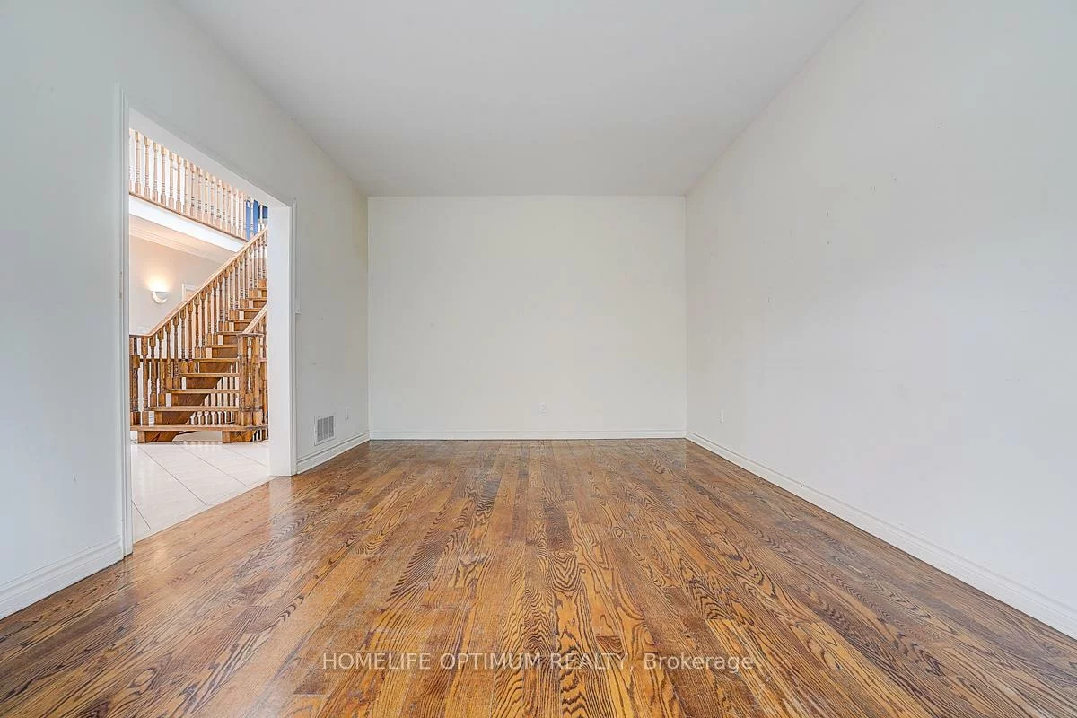 225, Horsham, Willowdale West, Toronto