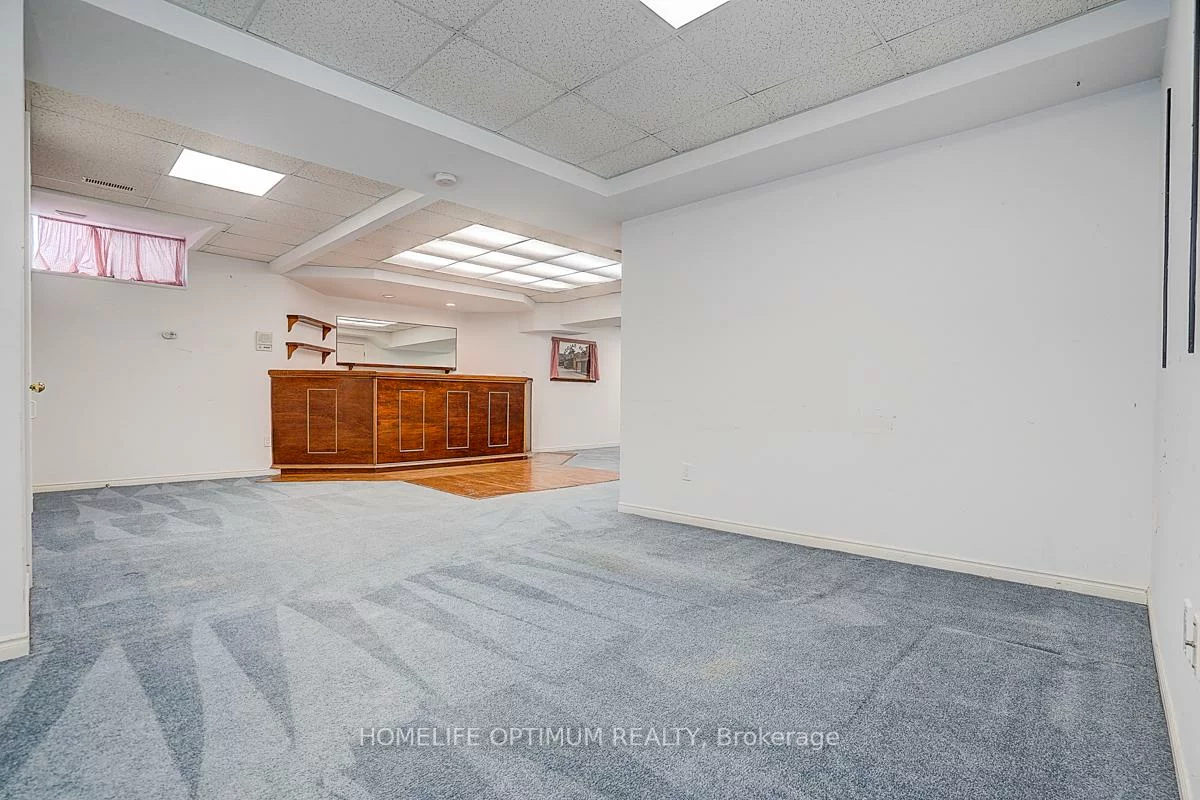 225, Horsham, Willowdale West, Toronto