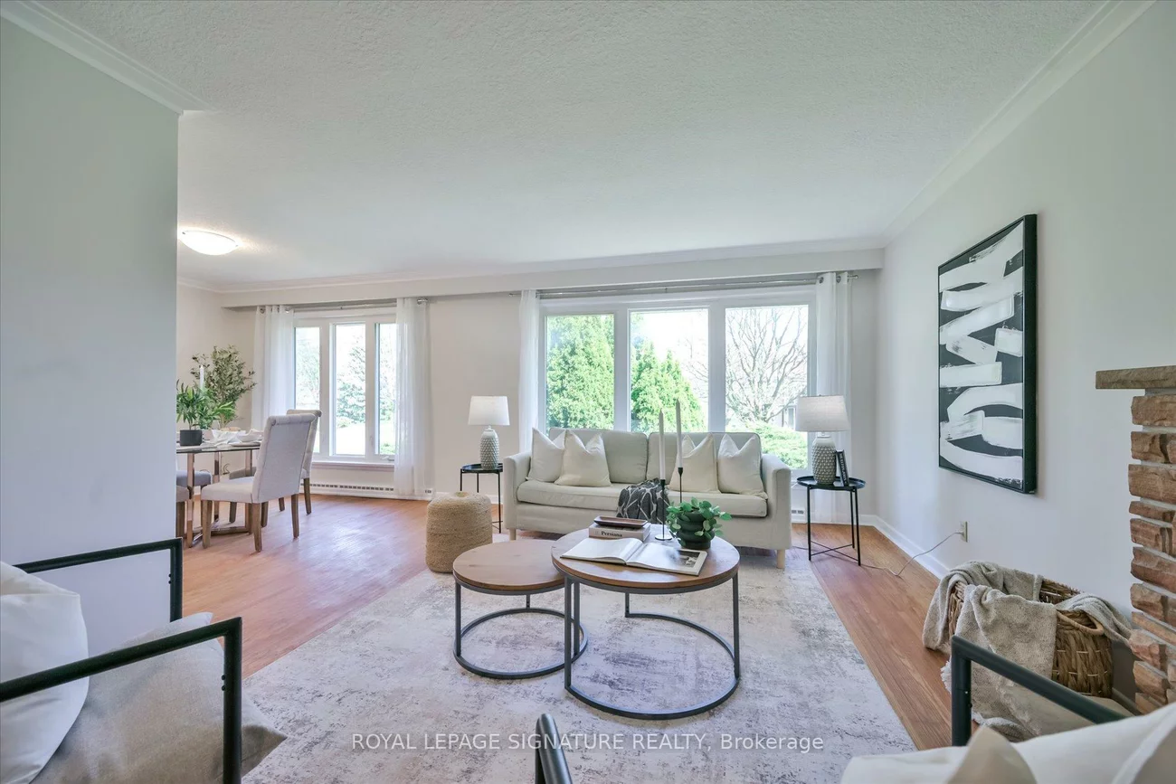 10, Gretna, Victoria Village, Toronto