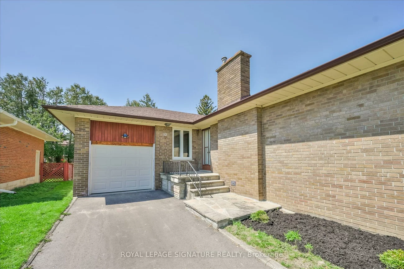 10, Gretna, Victoria Village, Toronto