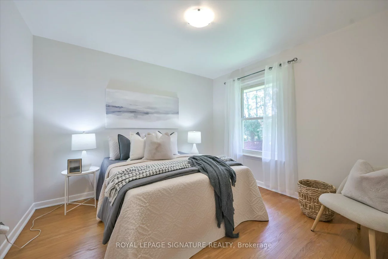 10, Gretna, Victoria Village, Toronto