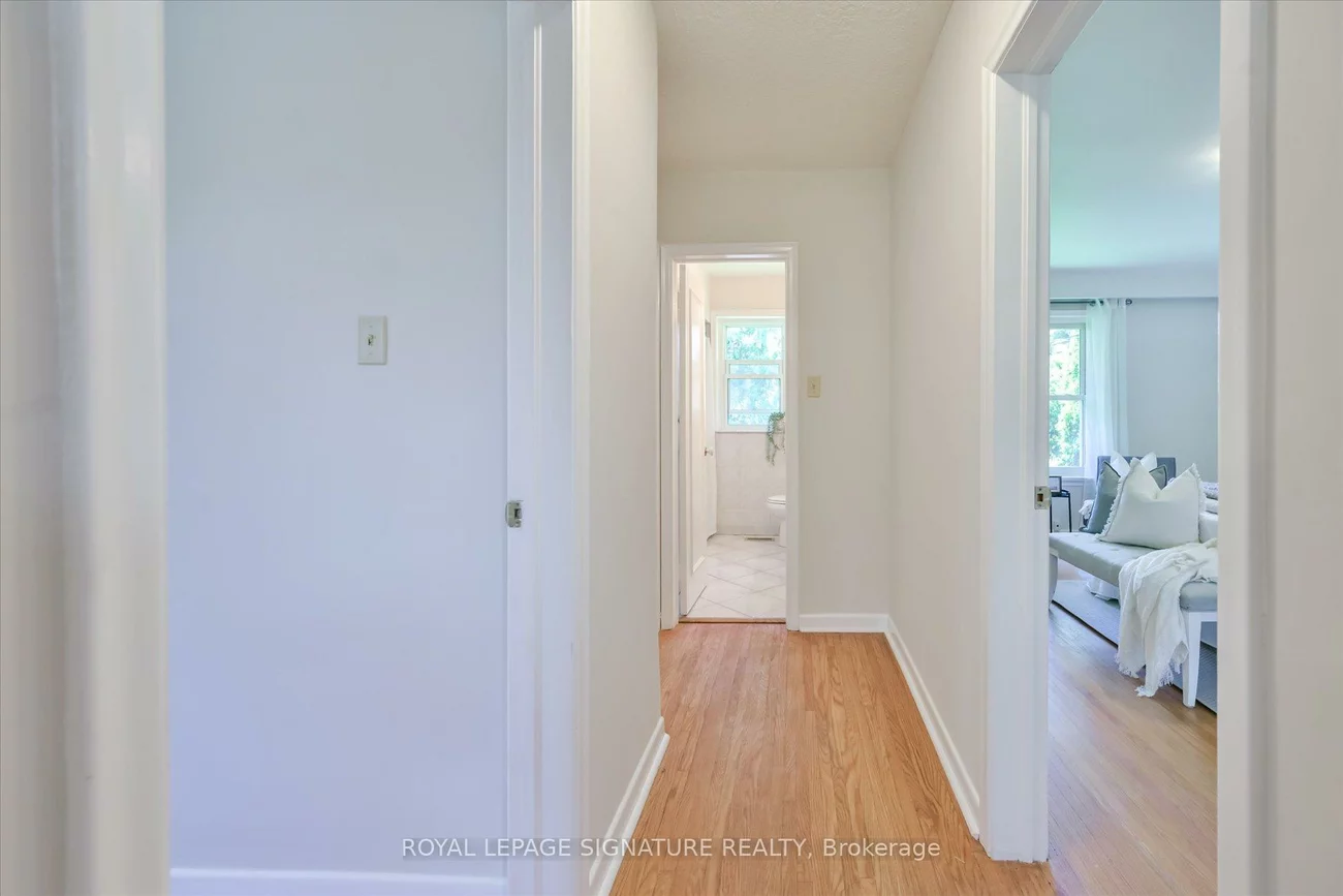 10, Gretna, Victoria Village, Toronto