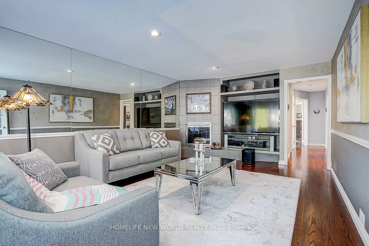 594, Woburn, Bedford Park-Nortown, Toronto