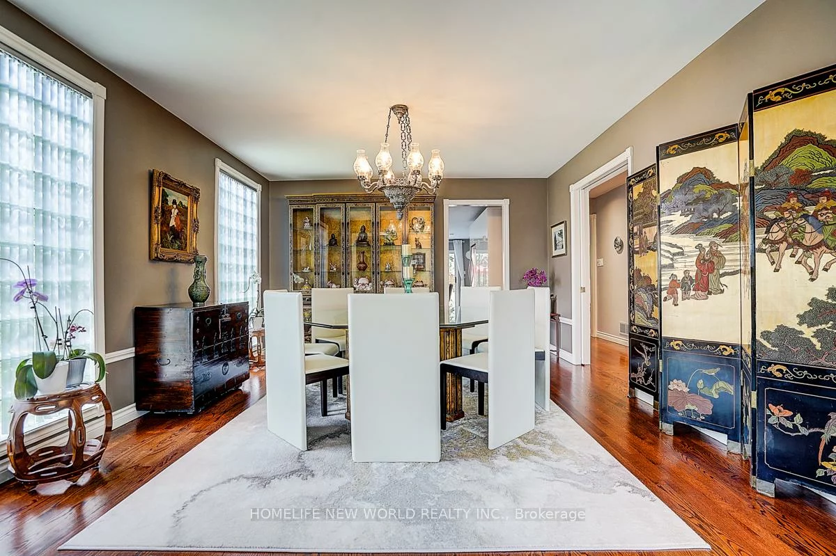 594, Woburn, Bedford Park-Nortown, Toronto