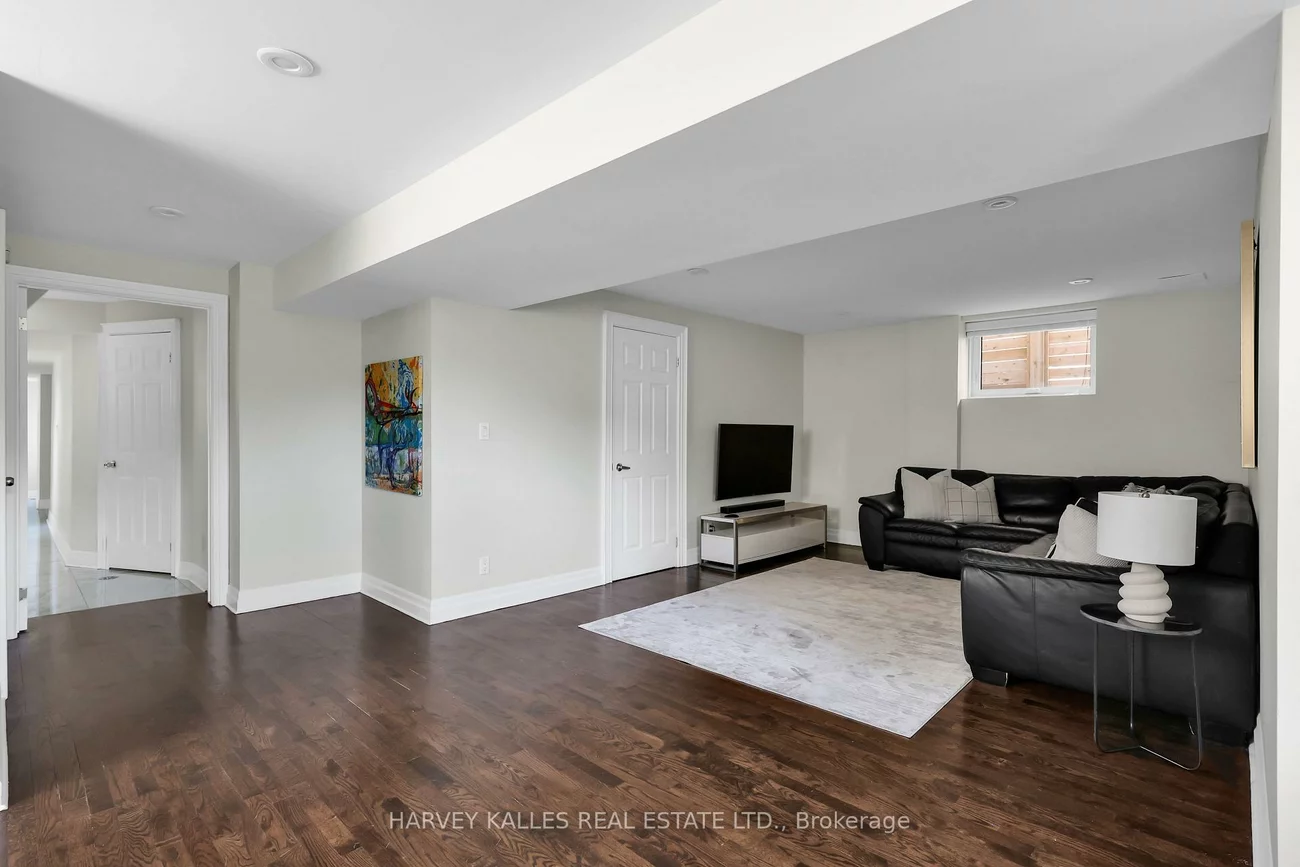 131, Bannockburn, Bedford Park-Nortown, Toronto