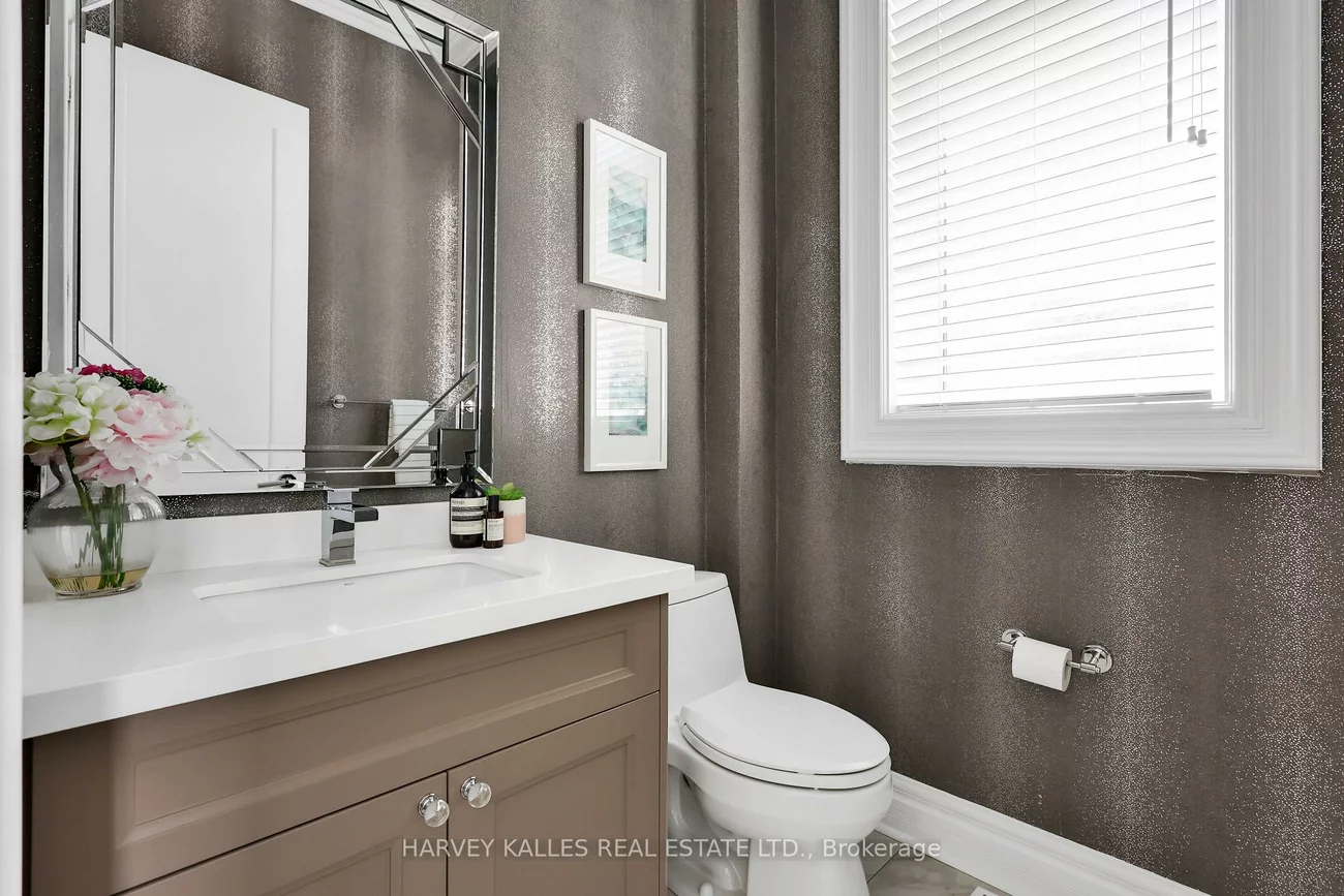 131, Bannockburn, Bedford Park-Nortown, Toronto