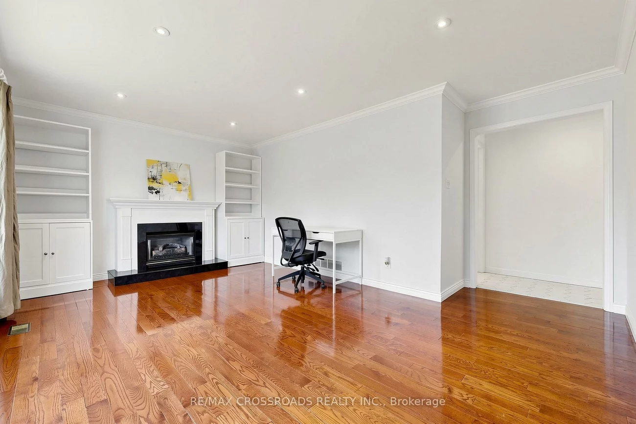 9, Tullamore, St. Andrew-Windfields, Toronto