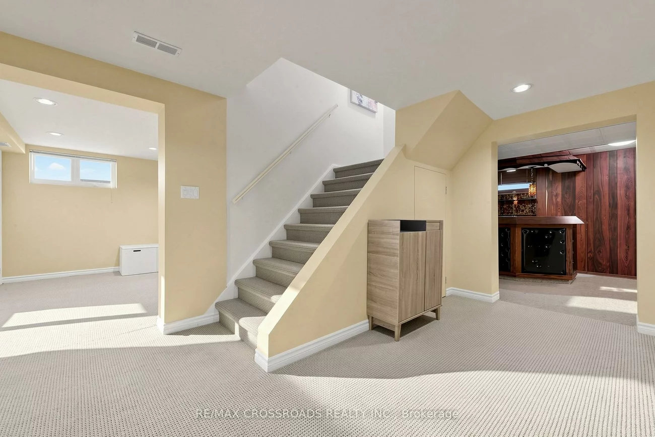 9, Tullamore, St. Andrew-Windfields, Toronto