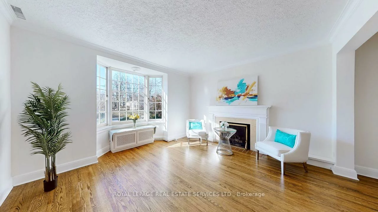 19, Strathgowan, Lawrence Park South, Toronto