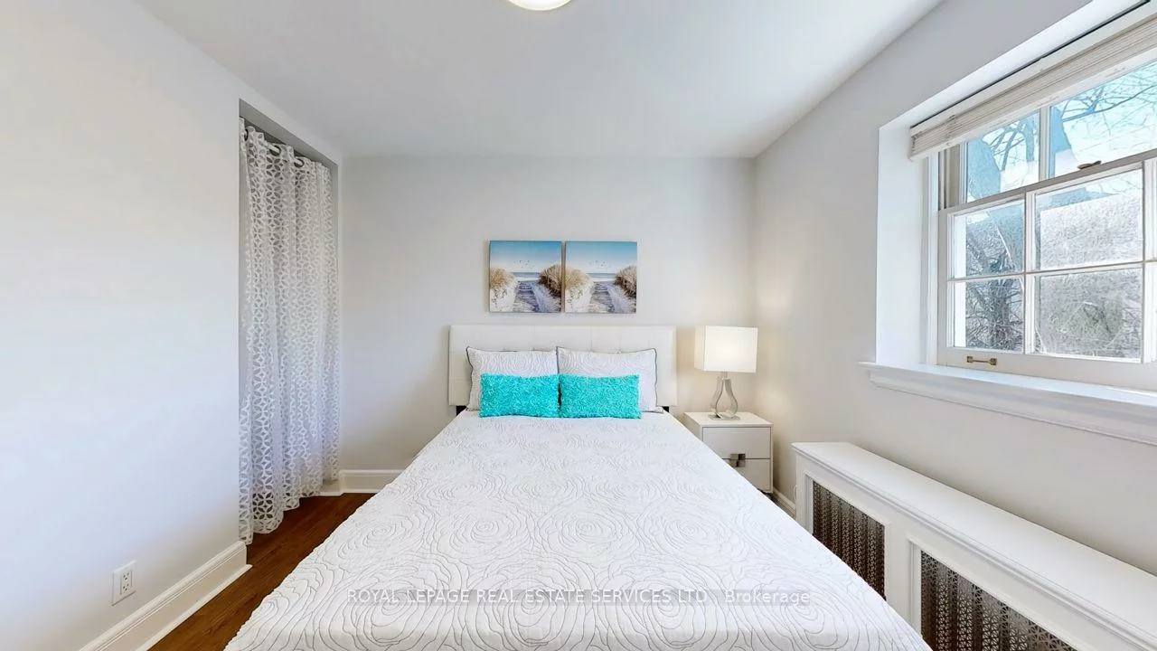 19, Strathgowan, Lawrence Park South, Toronto