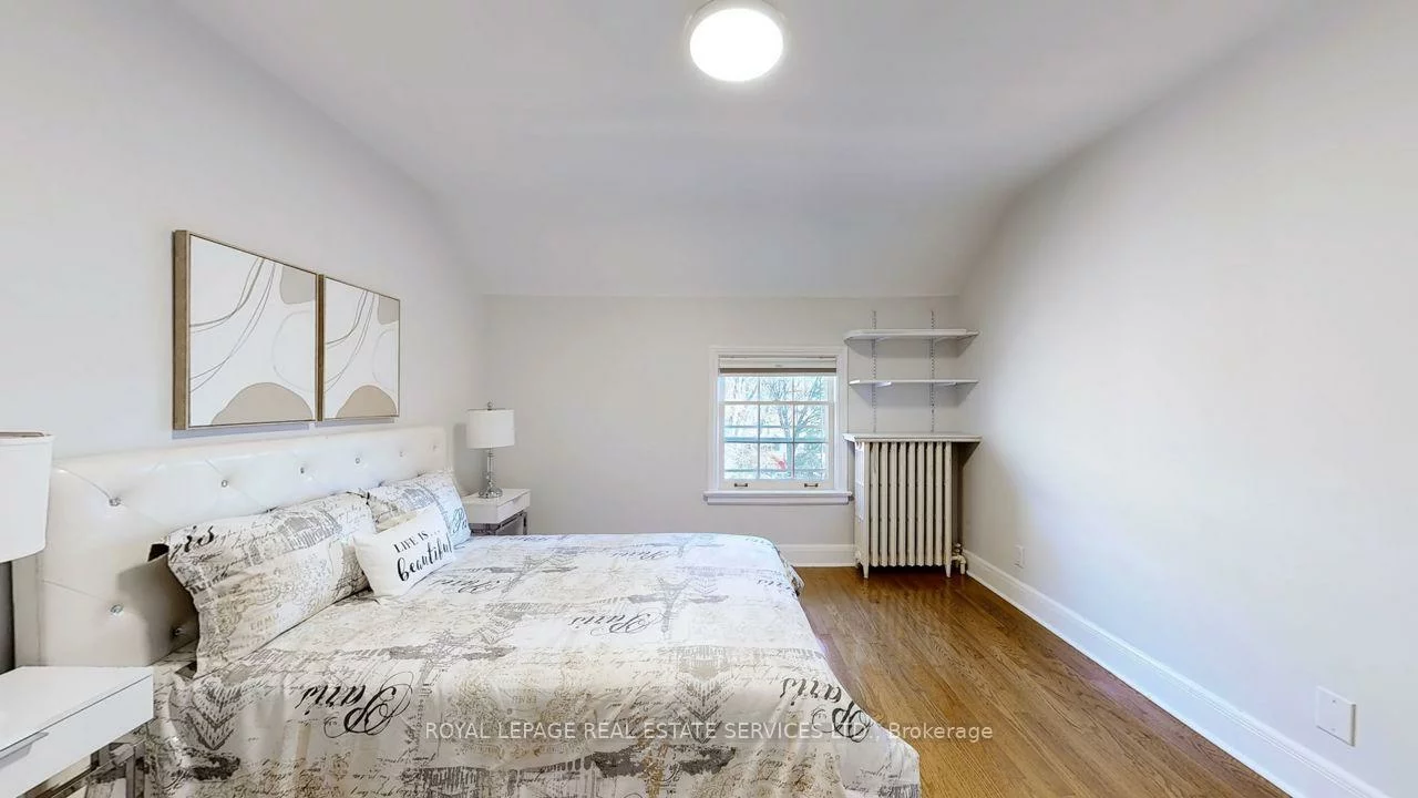 19, Strathgowan, Lawrence Park South, Toronto