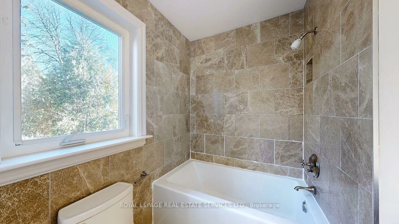 19, Strathgowan, Lawrence Park South, Toronto